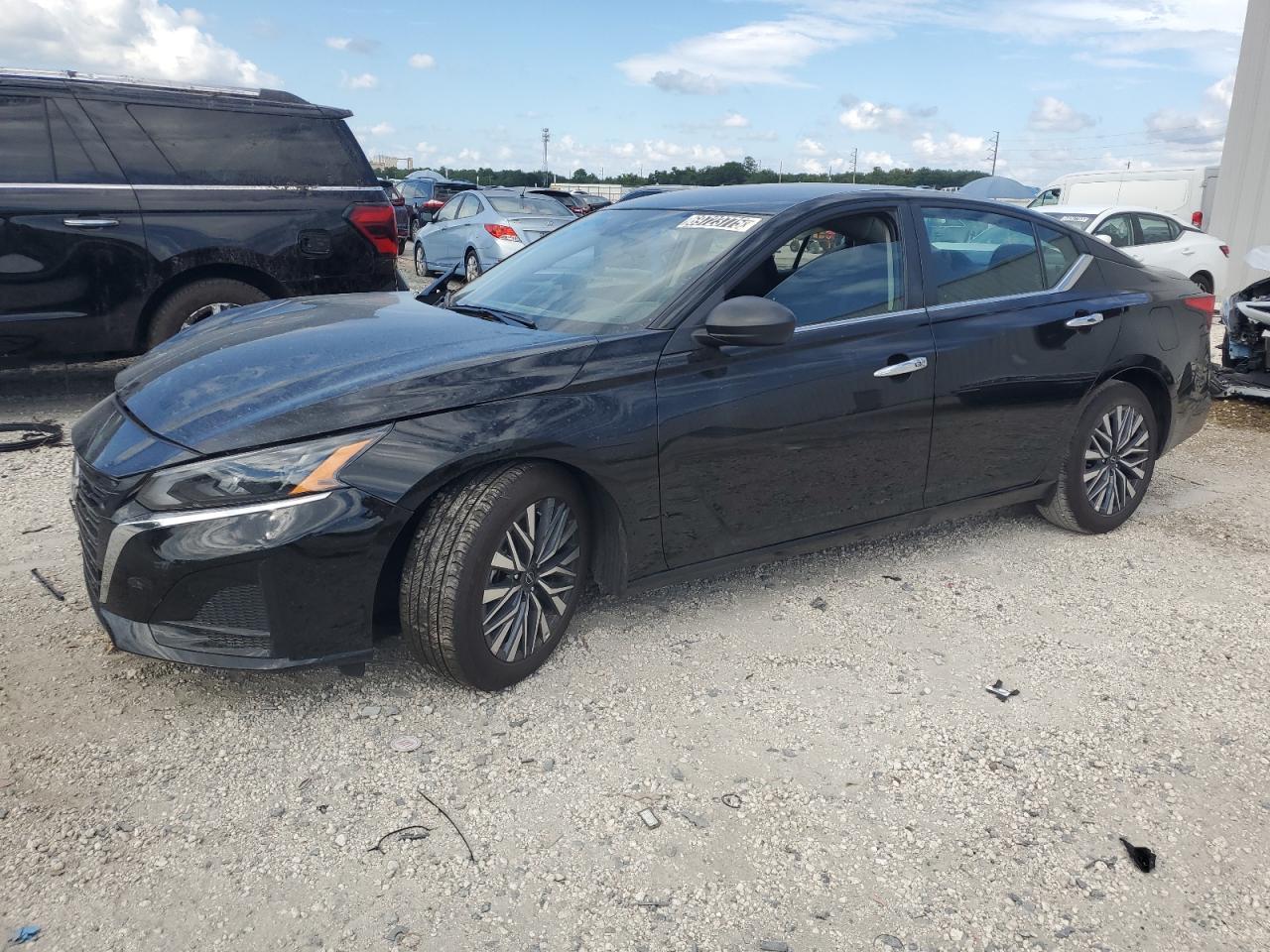 NISSAN ALTIMA SV