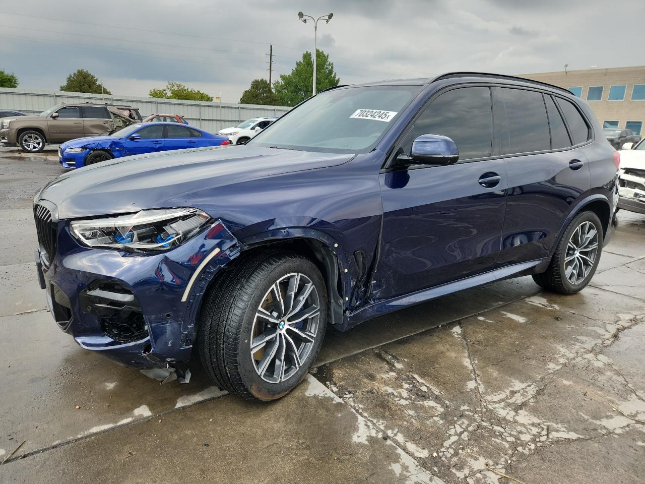 BMW X5 M M50I