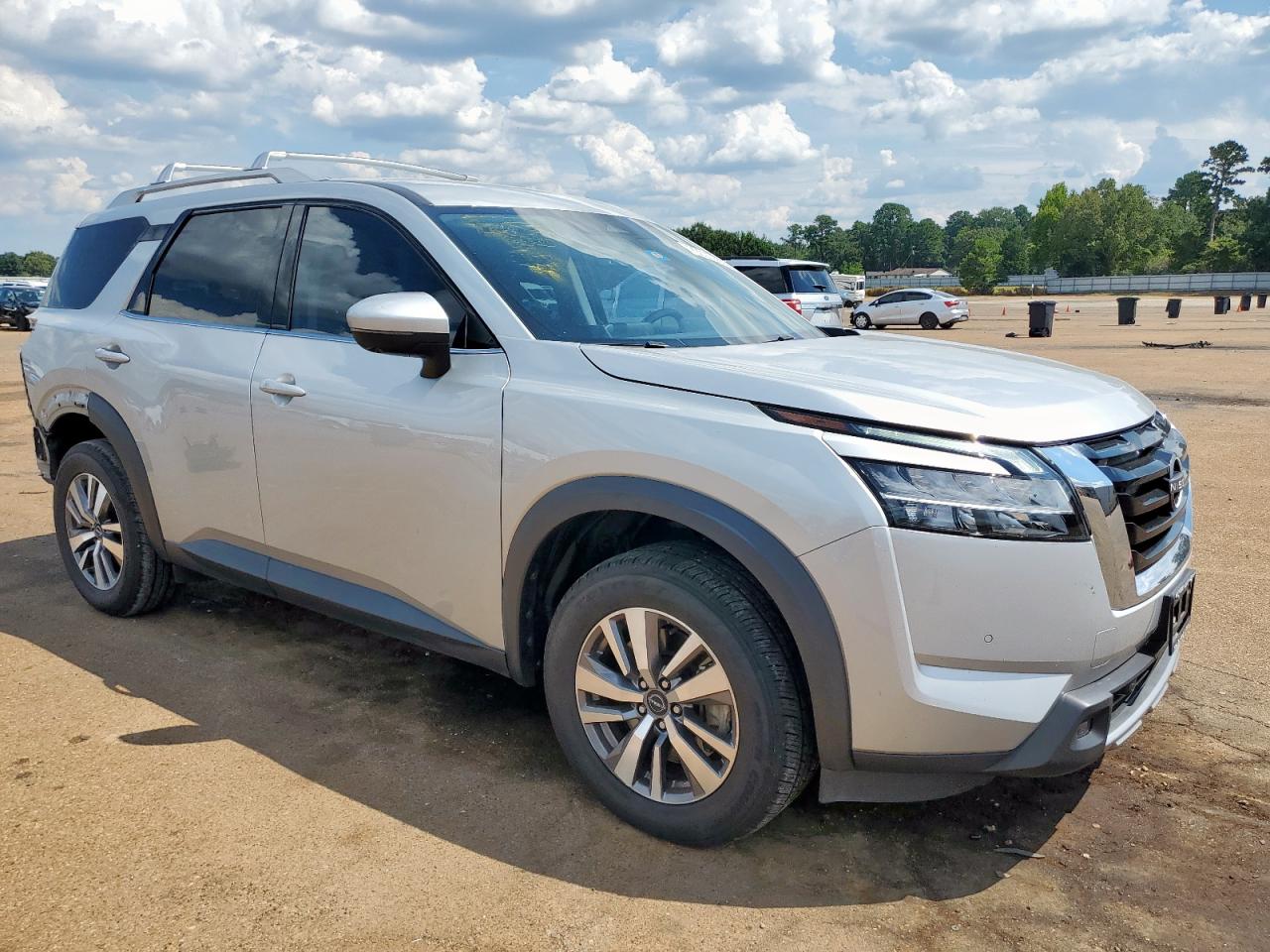 NISSAN PATHFINDER SL