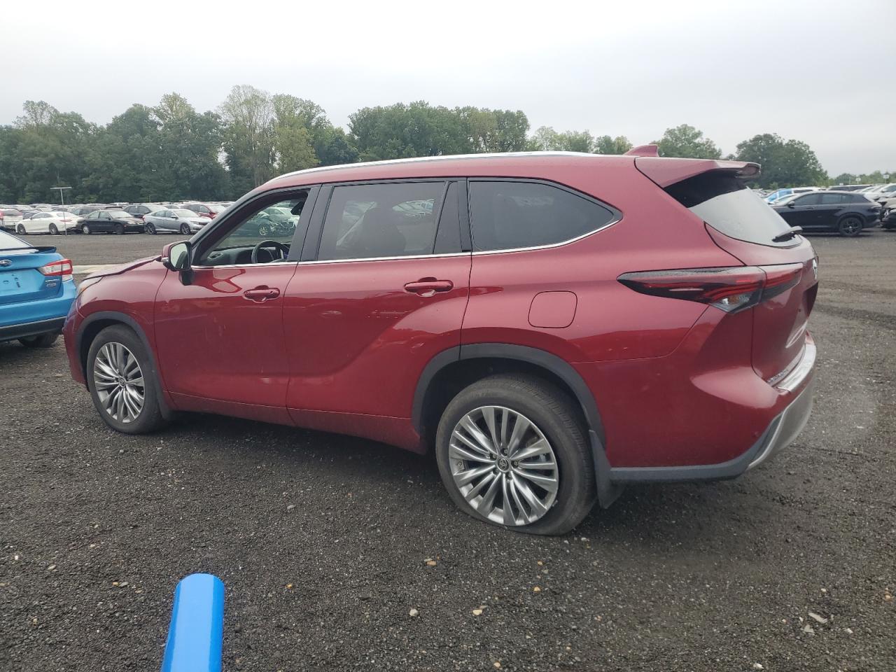 Lot #3246153102 2024 TOYOTA HIGHLANDER