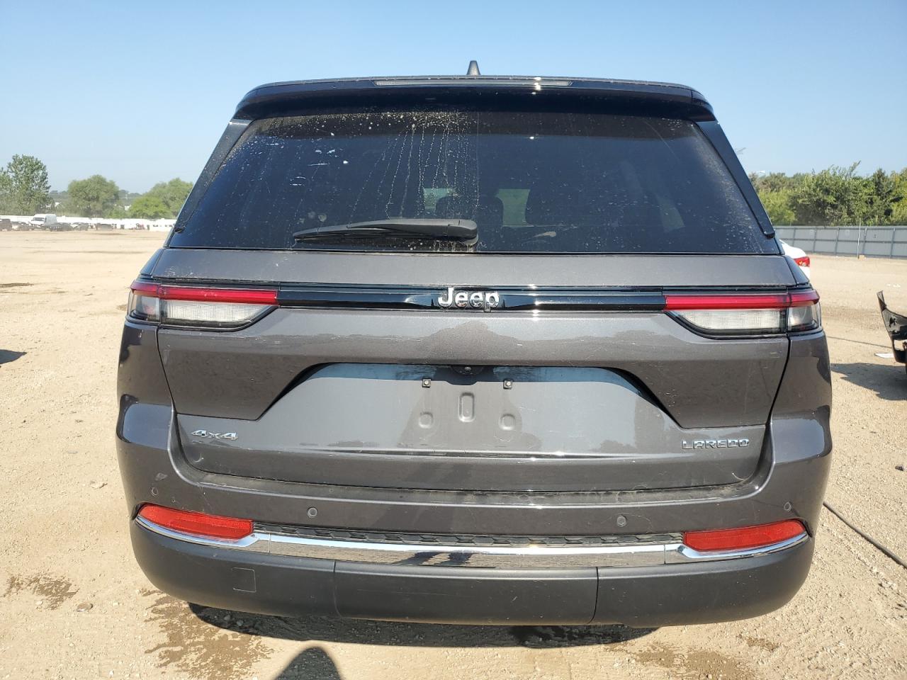 JEEP GRAND CHEROKEE LAREDO