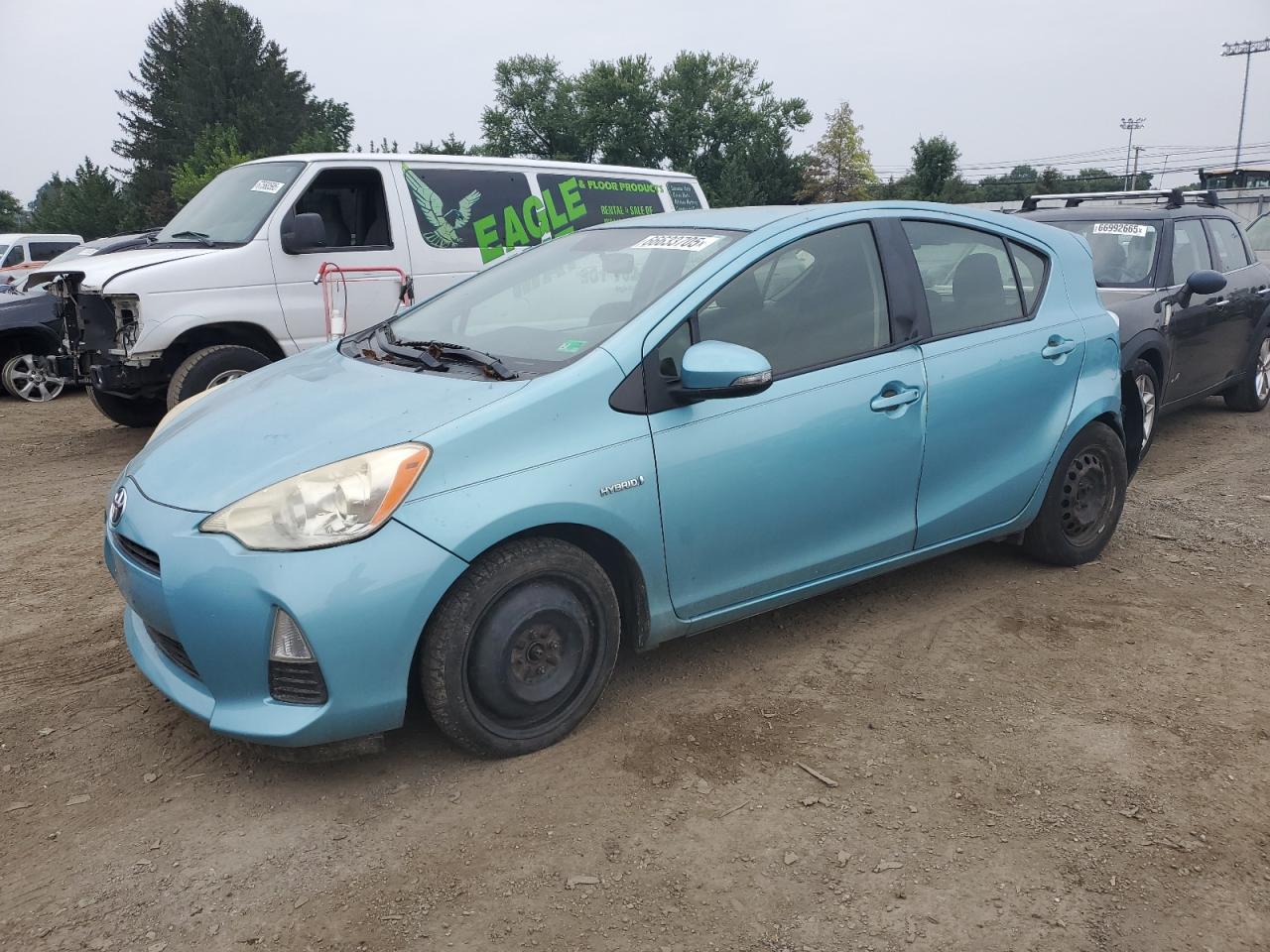 TOYOTA PRIUS C