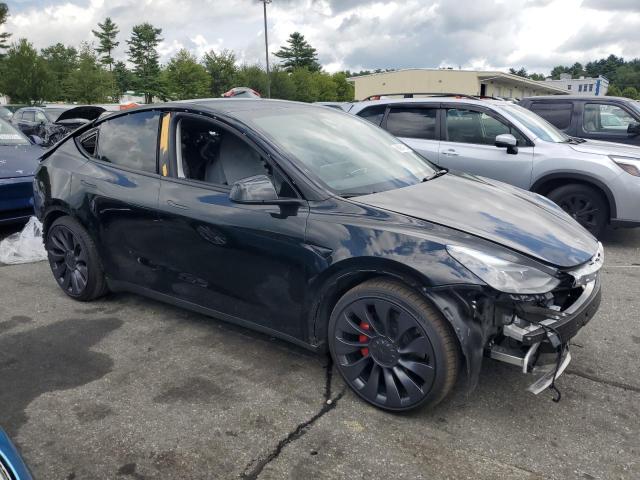2024 TESLA MODEL Y 7SAYGDEF9RA268367