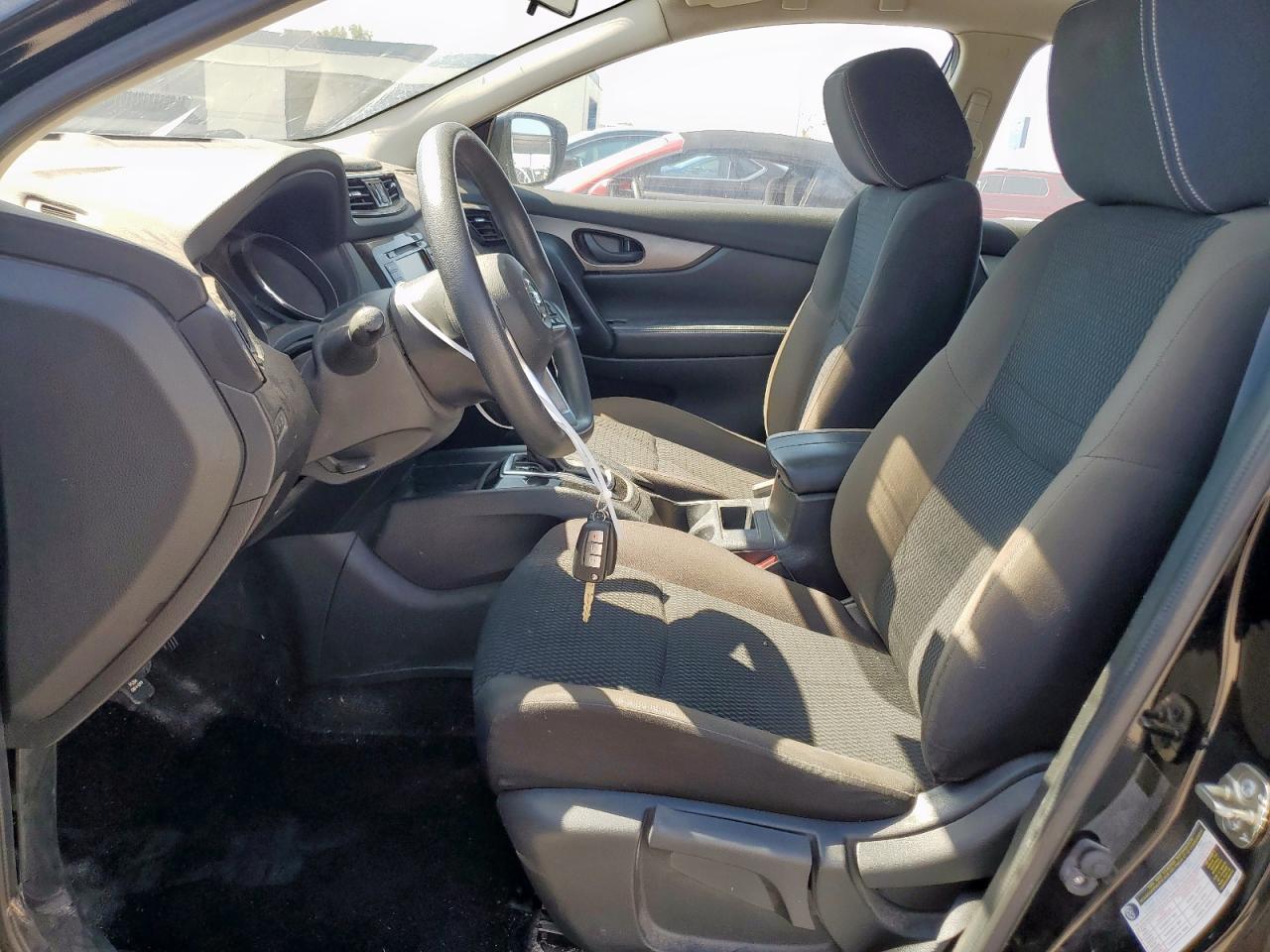 NISSAN ROGUE SPORT S