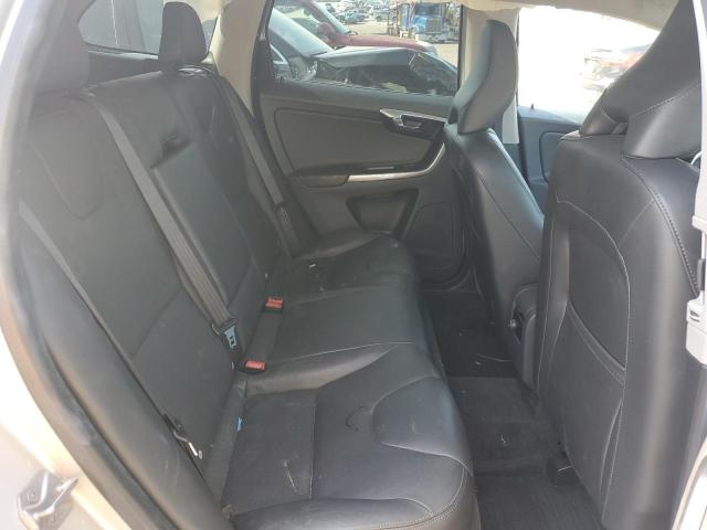2016 VOLVO XC60 T5 PR YV4612RKXG2821075
