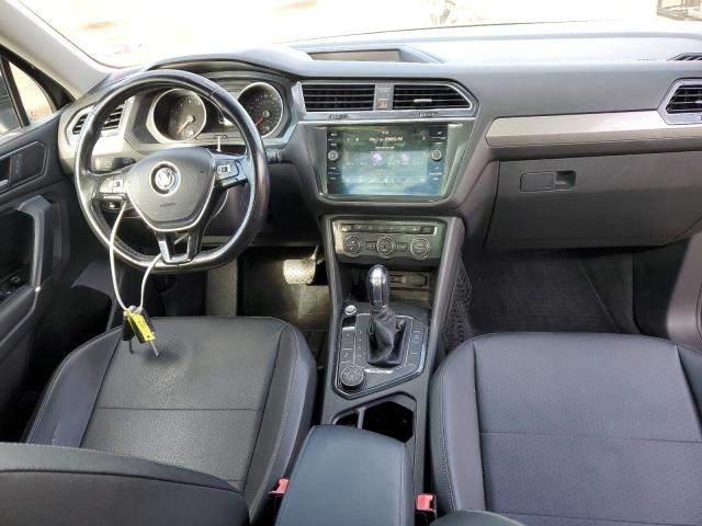 2018 VOLKSWAGEN TIGUAN SE 3VV2B7AX0JM094985