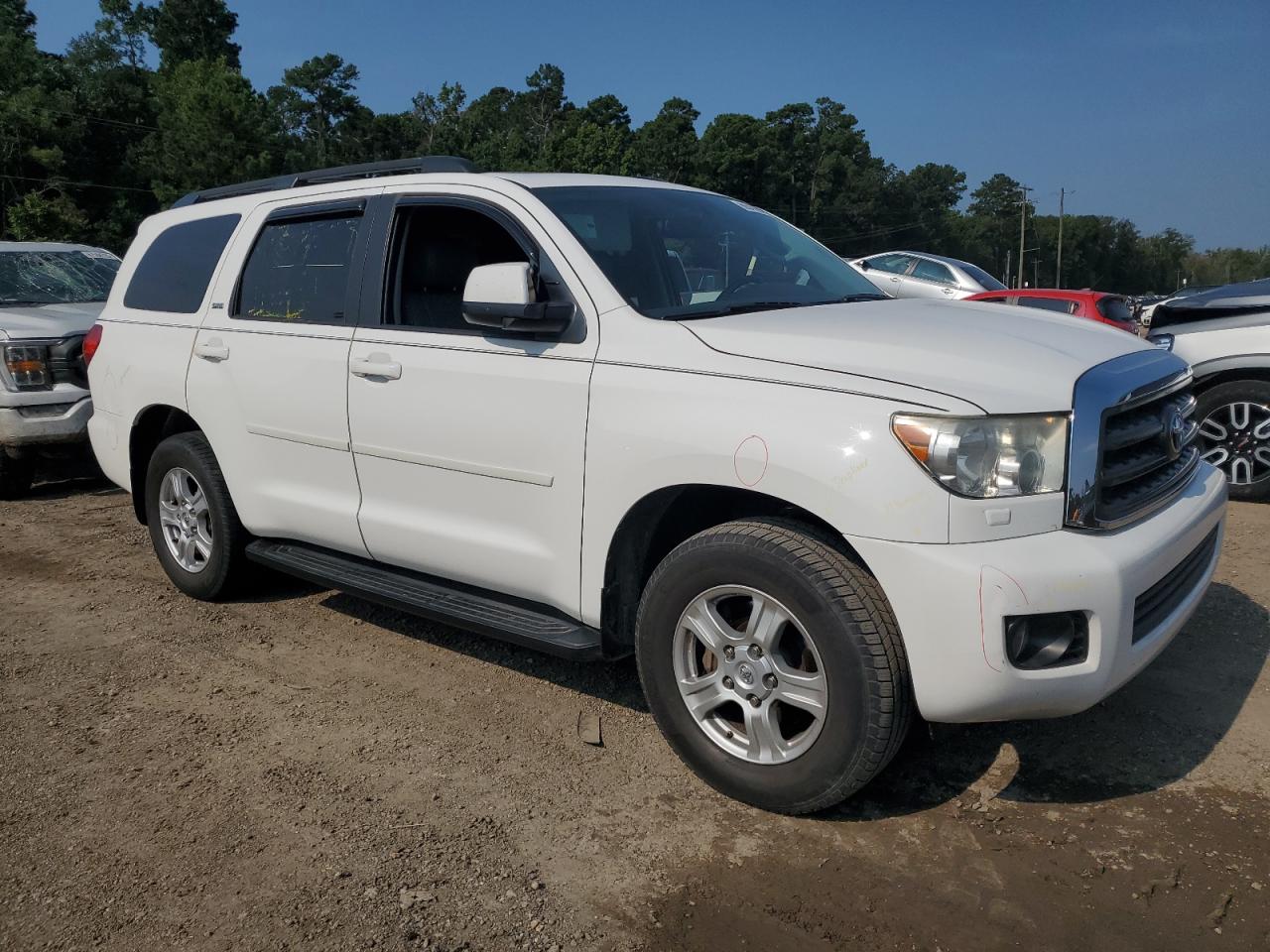 TOYOTA SEQUOIA SR5