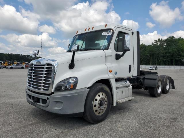 FREIGHTLINER CASCADIA 1 2018 white  diesel 1FUGGEDV7JLHB4065 photo #3
