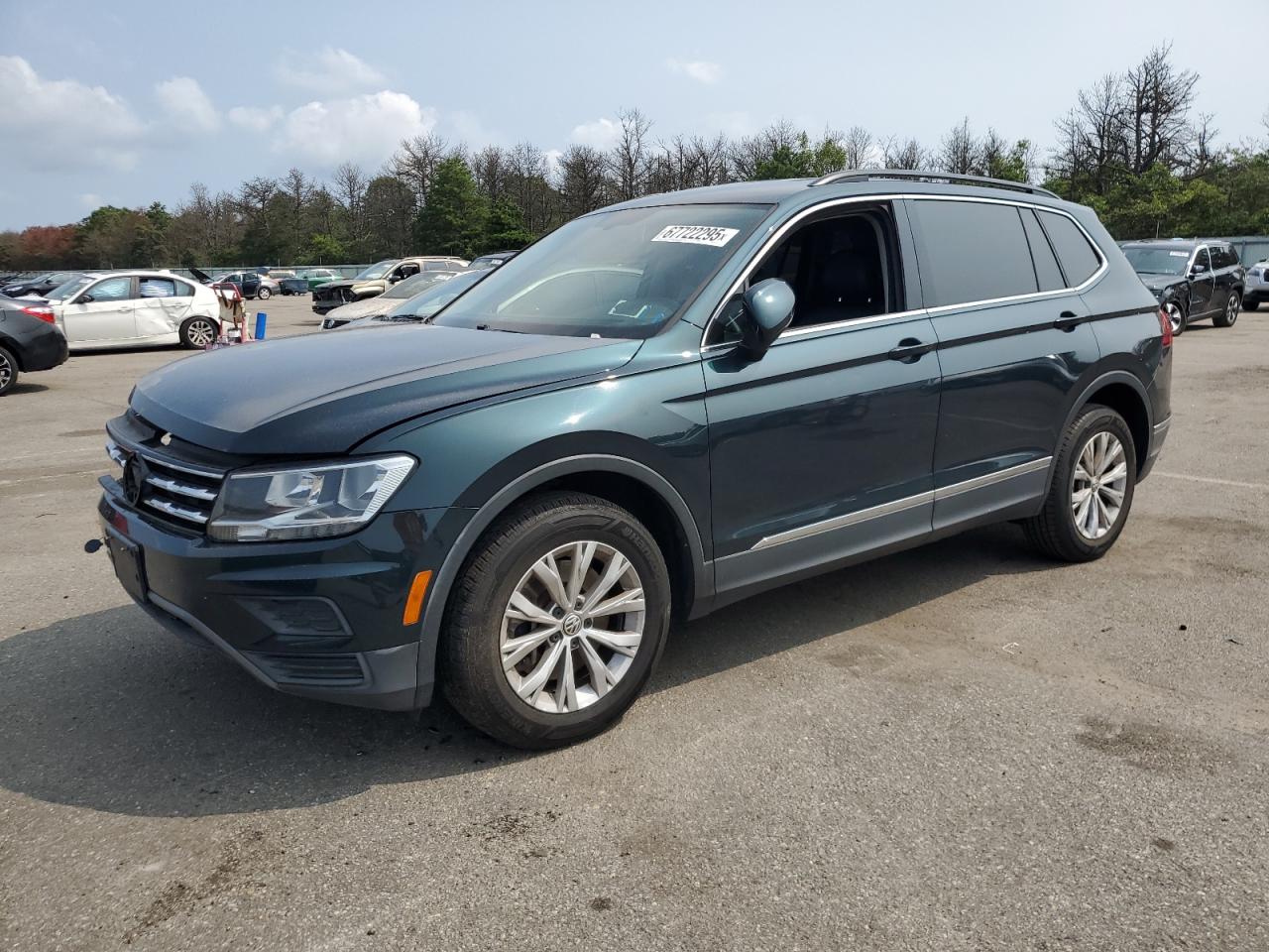 VOLKSWAGEN TIGUAN SE