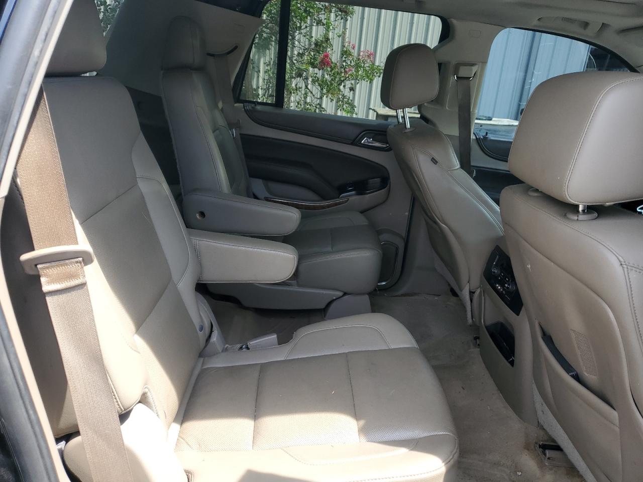 CHEVROLET TAHOE C1500 LTZ