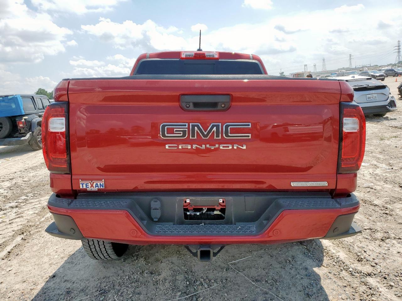 GMC CANYON ELEVATION