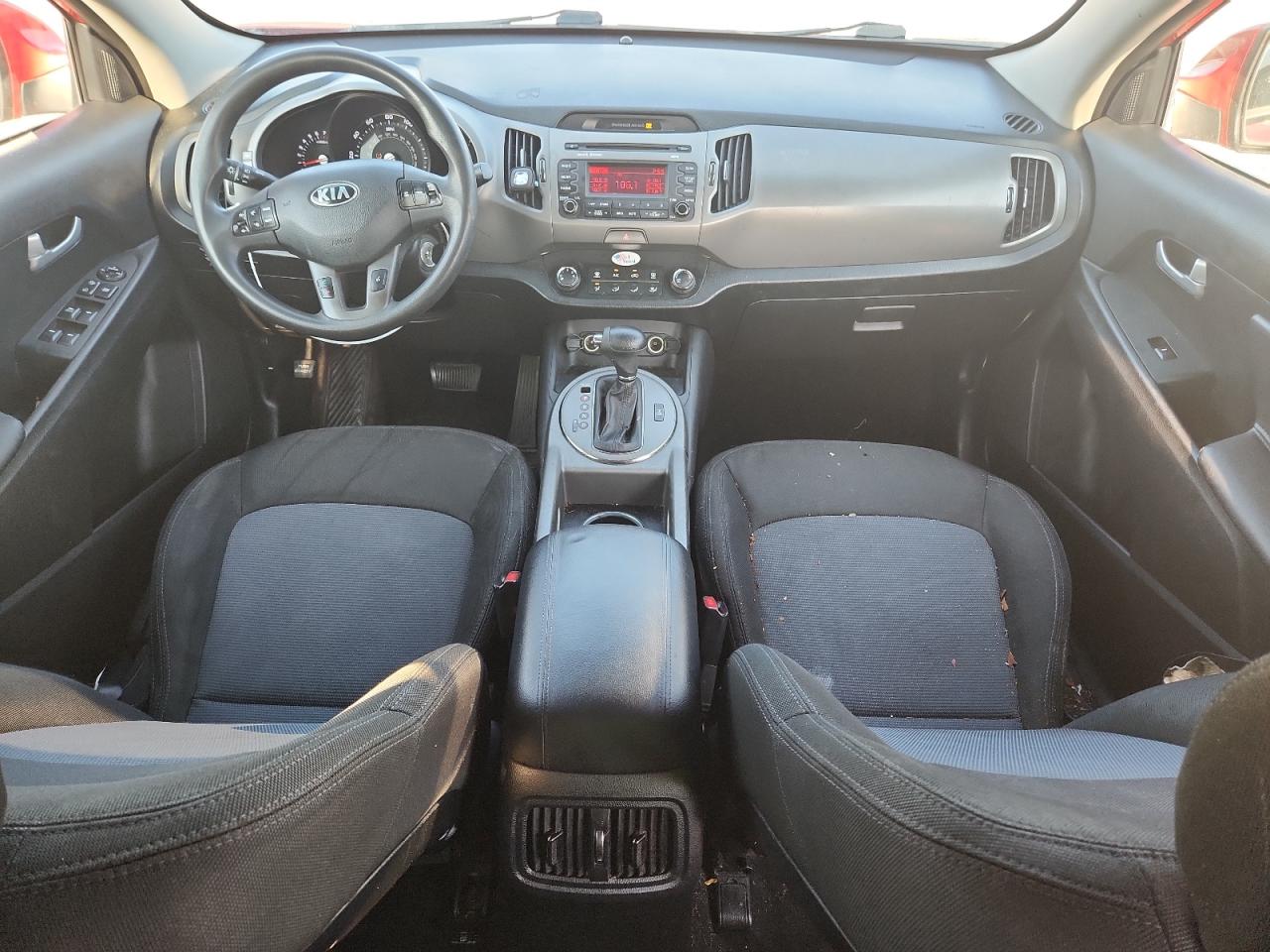 KIA SPORTAGE LX