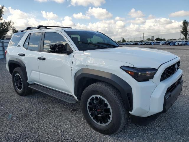 2025 TOYOTA 4RUNNER SR JTEVA5BR5S5004784