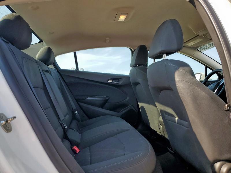 2018 CHEVROLET CRUZE LT 1G1BE5SM3J7201514