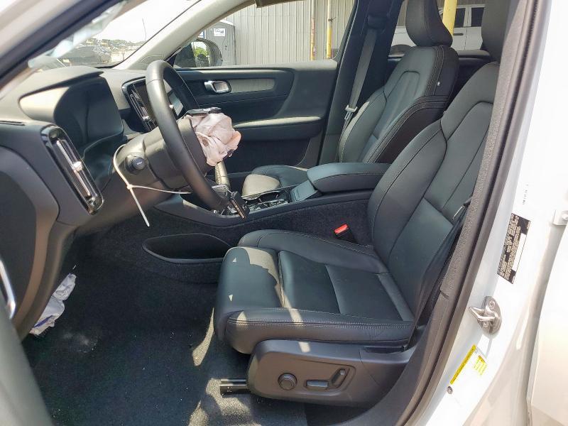 2025 VOLVO XC40 PLUS - YV4L12UC5S2512349
