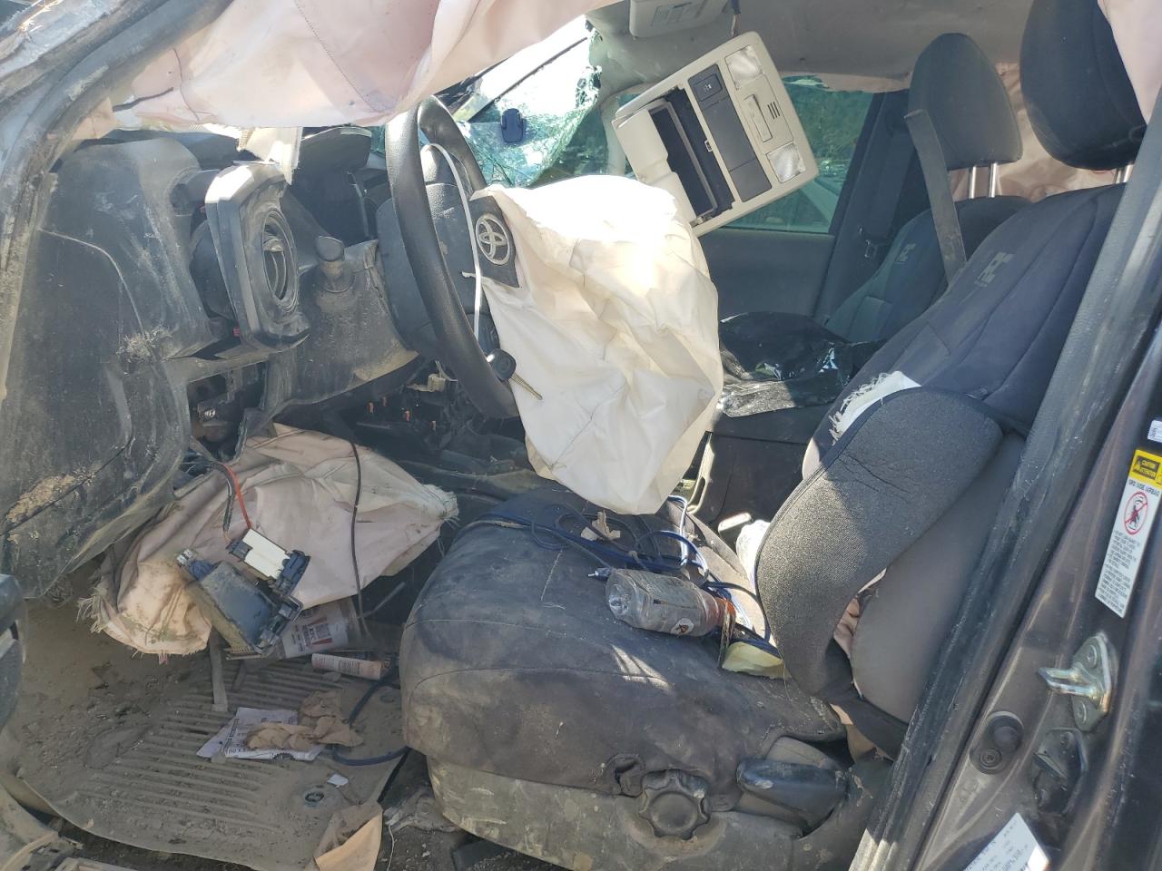 TOYOTA TACOMA ACCESS CAB