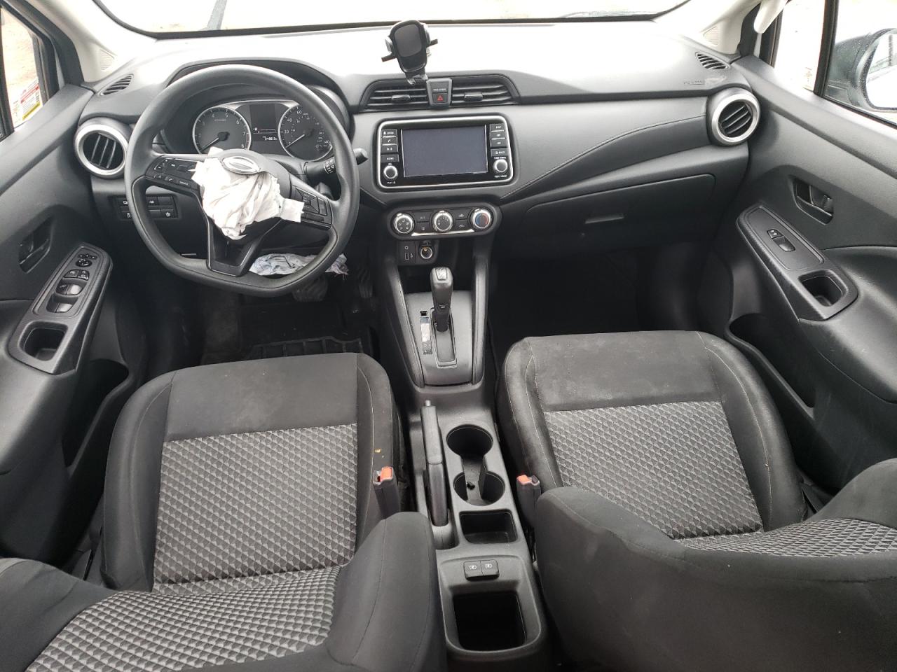 NISSAN VERSA S