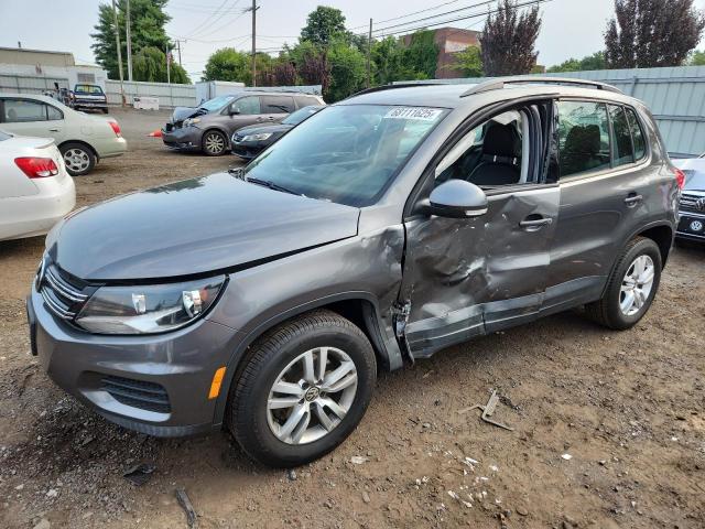 2016 VOLKSWAGEN TIGUAN S - WVGBV7AX2GW550138