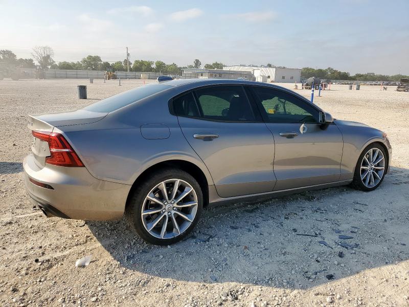 2021 VOLVO S60 T5 MOM 7JR102FK3MG092874