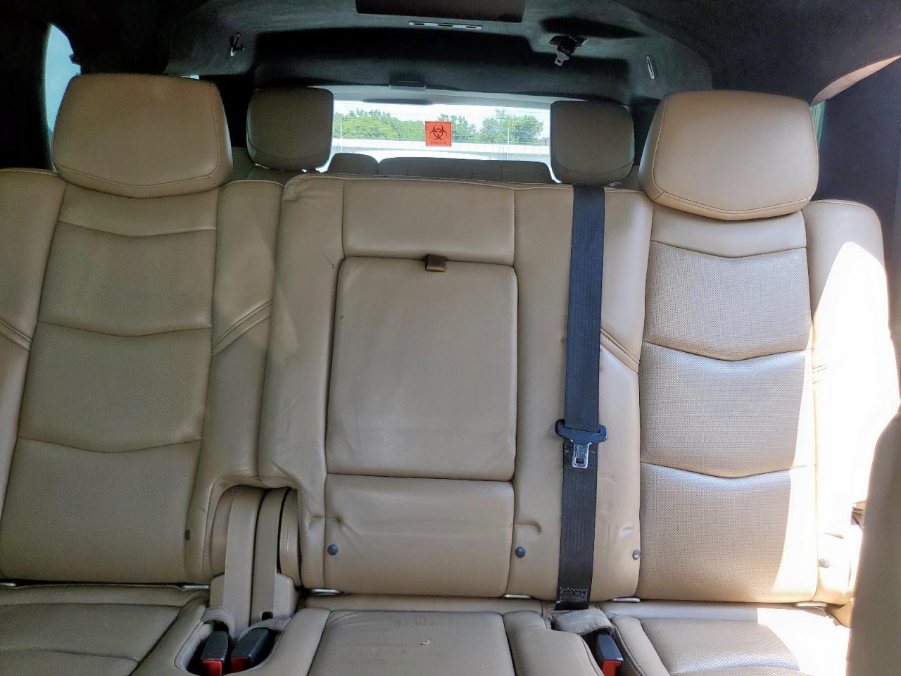 CADILLAC ESCALADE ESV PLATINUM