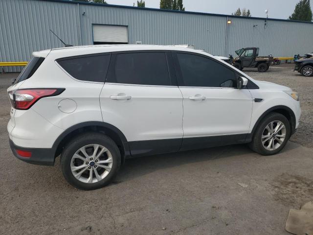 2017 FORD ESCAPE SE - 1FMCU9G90HUA24647