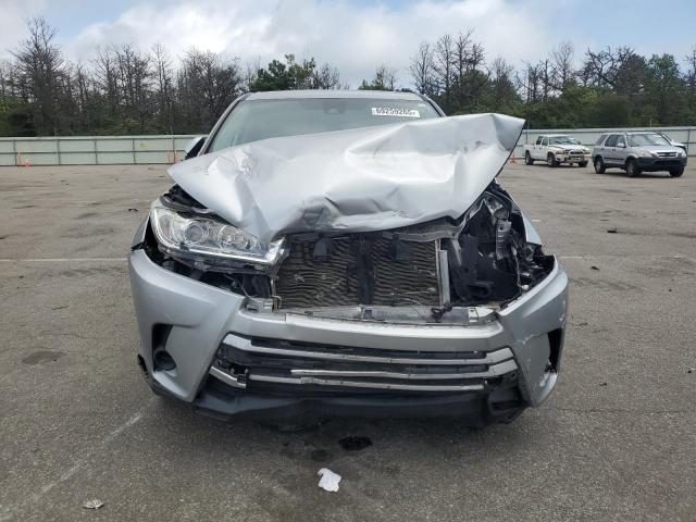 2019 TOYOTA HIGHLANDER LE 5TDZARFH2KS050940
