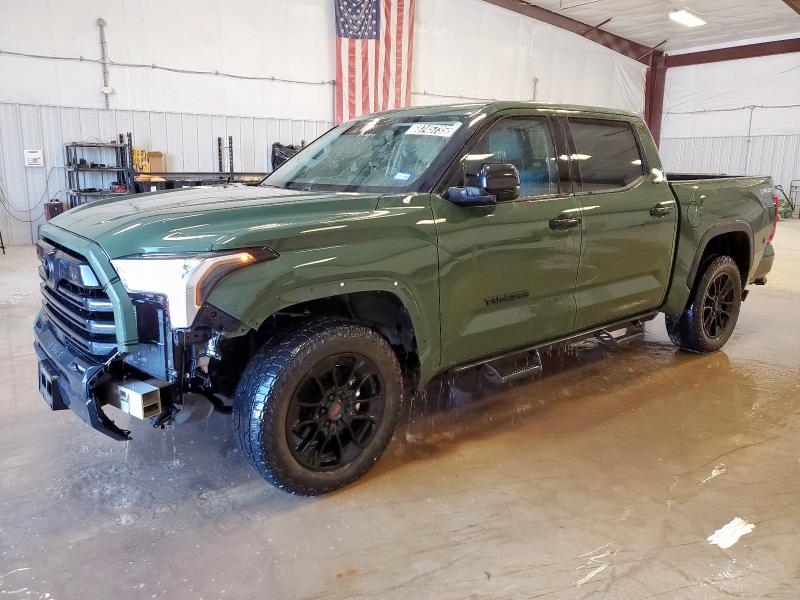 TOYOTA TUNDRA CREWMAX SR