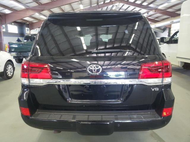 2016 TOYOTA LAND CRUIS JTMCY7AJ9G4041204