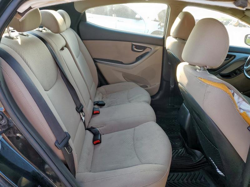 2016 HYUNDAI ELANTRA SE 5NPDH4AE5GH798116