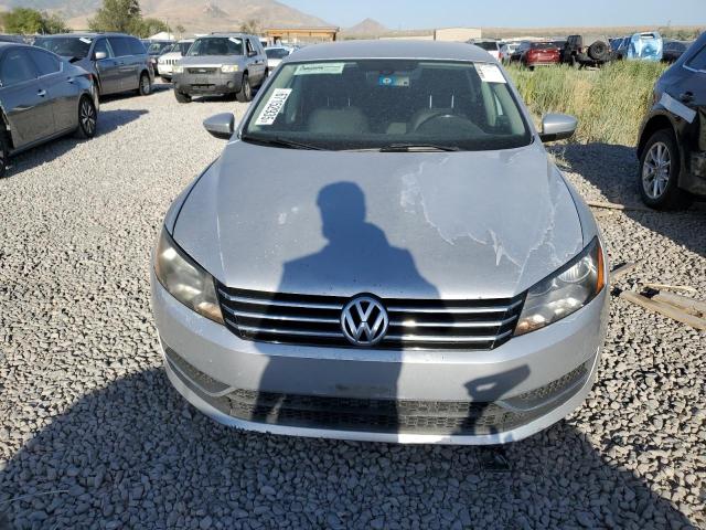 2014 VOLKSWAGEN PASSAT S - 1VWAT7A38EC083323