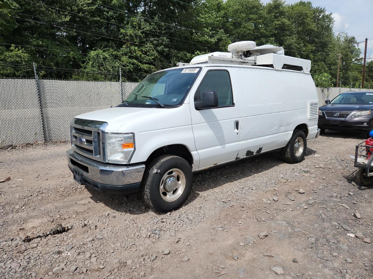 FORD ECONOLINE E350 SUPER DUTY VAN