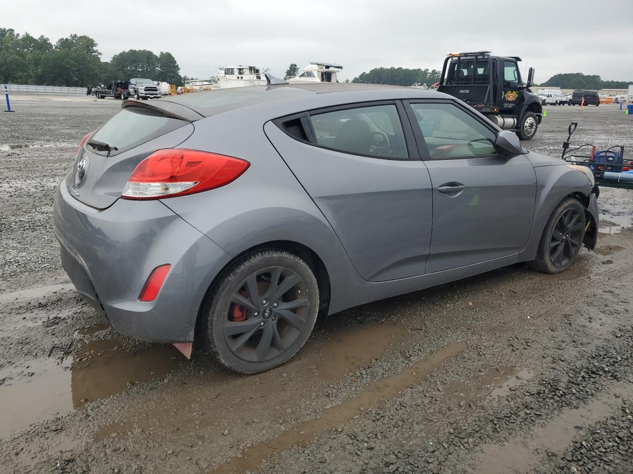 HYUNDAI VELOSTER