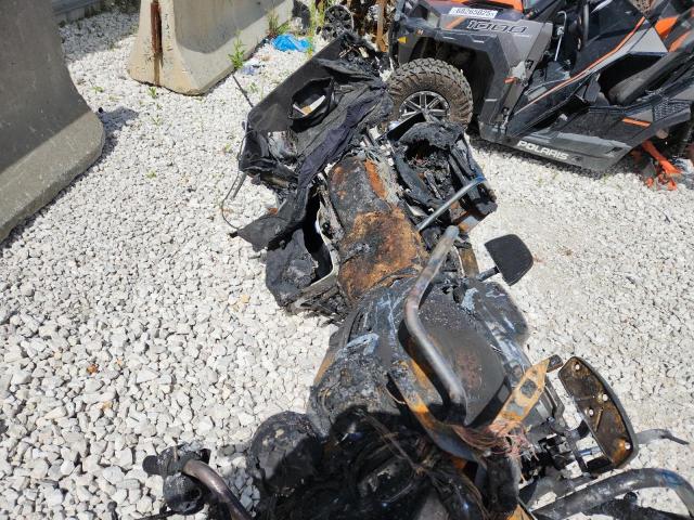 2010 HARLEY-DAVIDSON FLHTCU 1HD1FC412AB645969