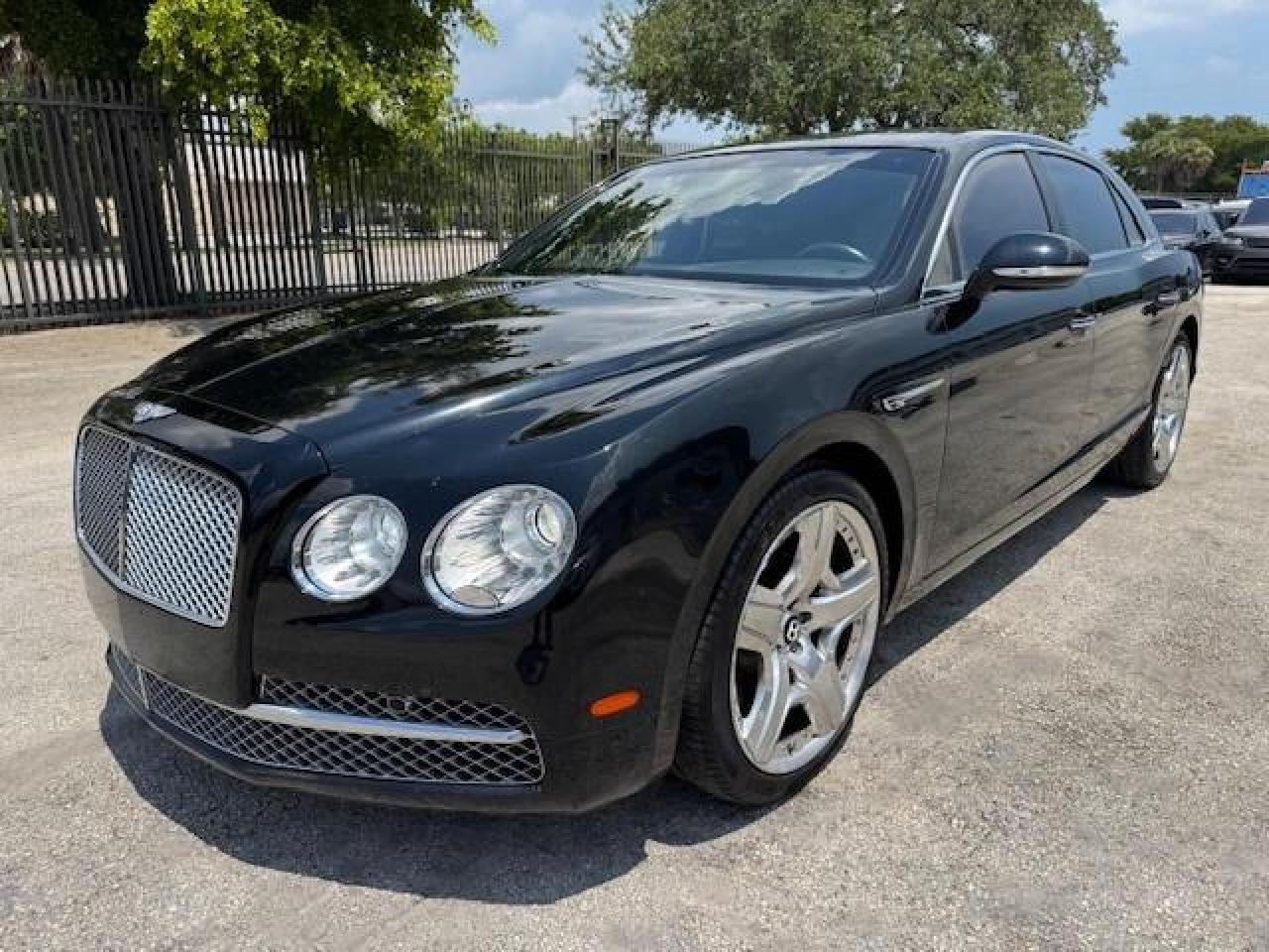 BENTLEY FLYING SPUR