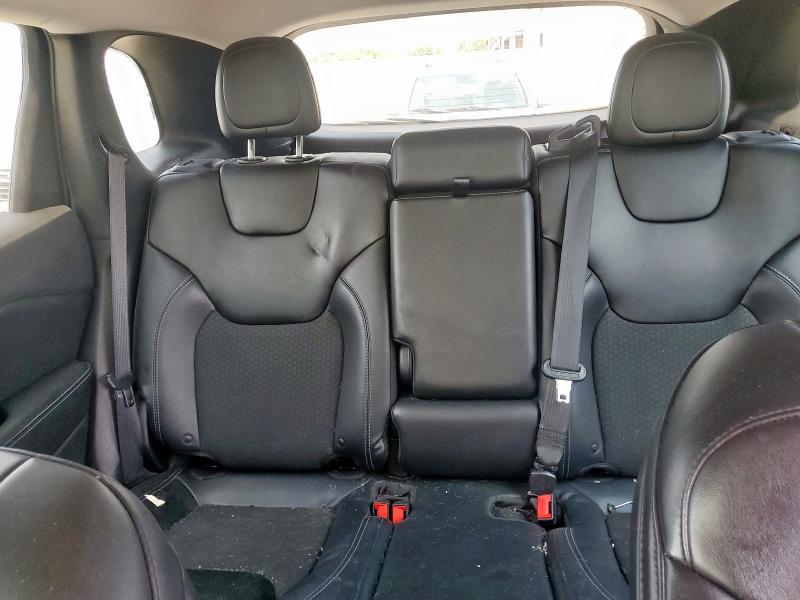 2019 JEEP CHEROKEE LATITUDE PLUS 1C4PJLLB4KD428613