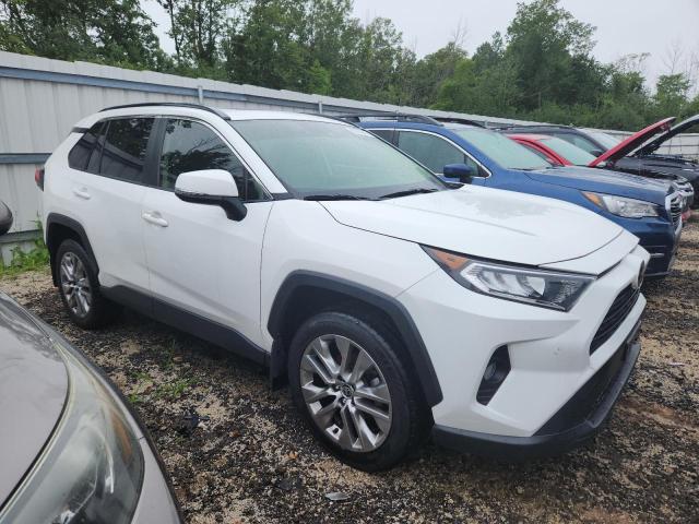 2020 TOYOTA RAV4 XLE PREMIUM JTMA1RFV9LD529341