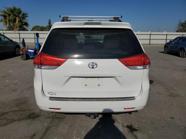 2014 TOYOTA SIENNA LE - 5TDKK3DC6ES422528
