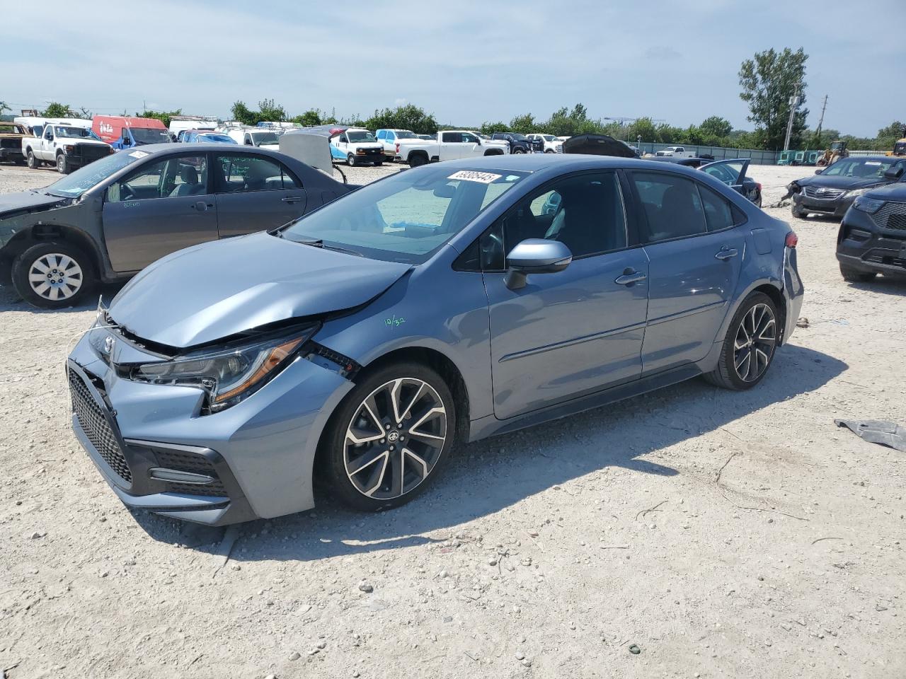 TOYOTA COROLLA SE