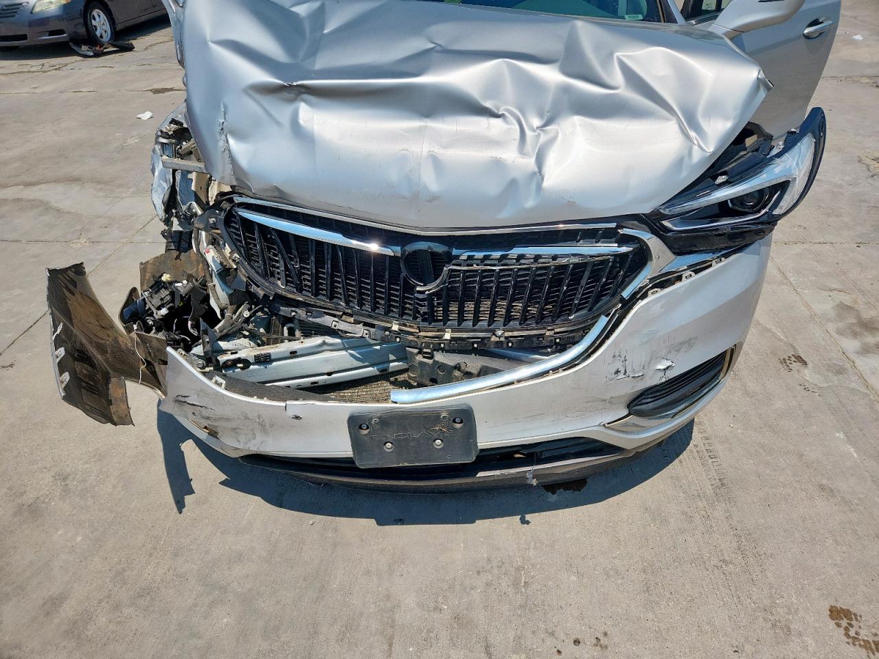 BUICK ENCLAVE ESSENCE