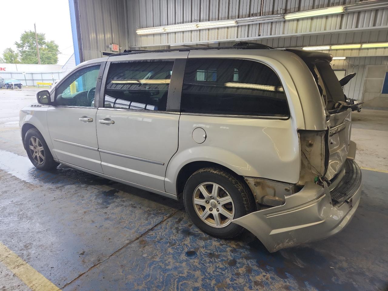 CHRYSLER TOWN & COUNTRY TOURING