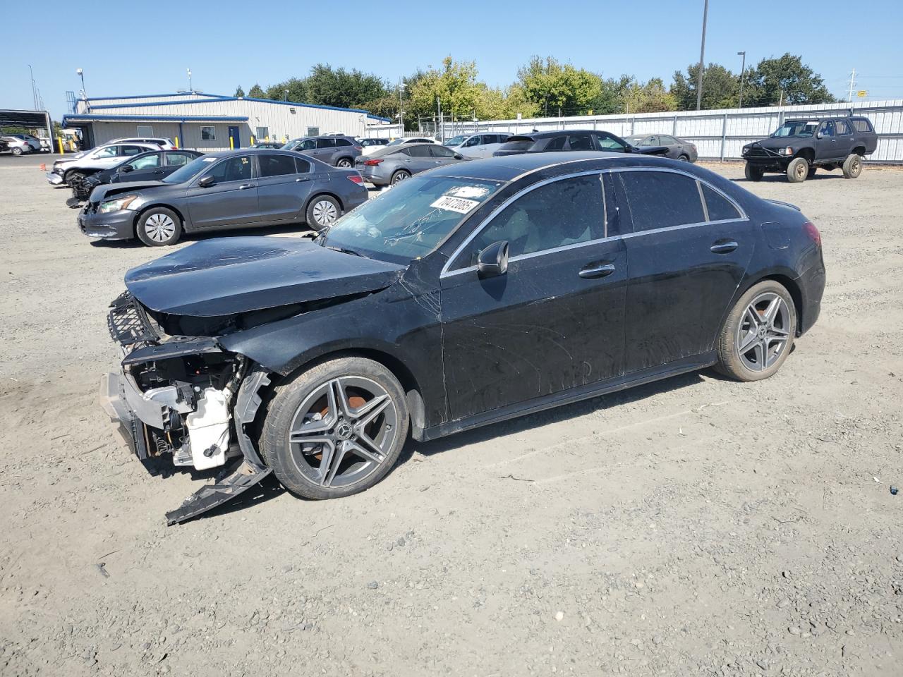 MERCEDES-BENZ A-CLASS 220