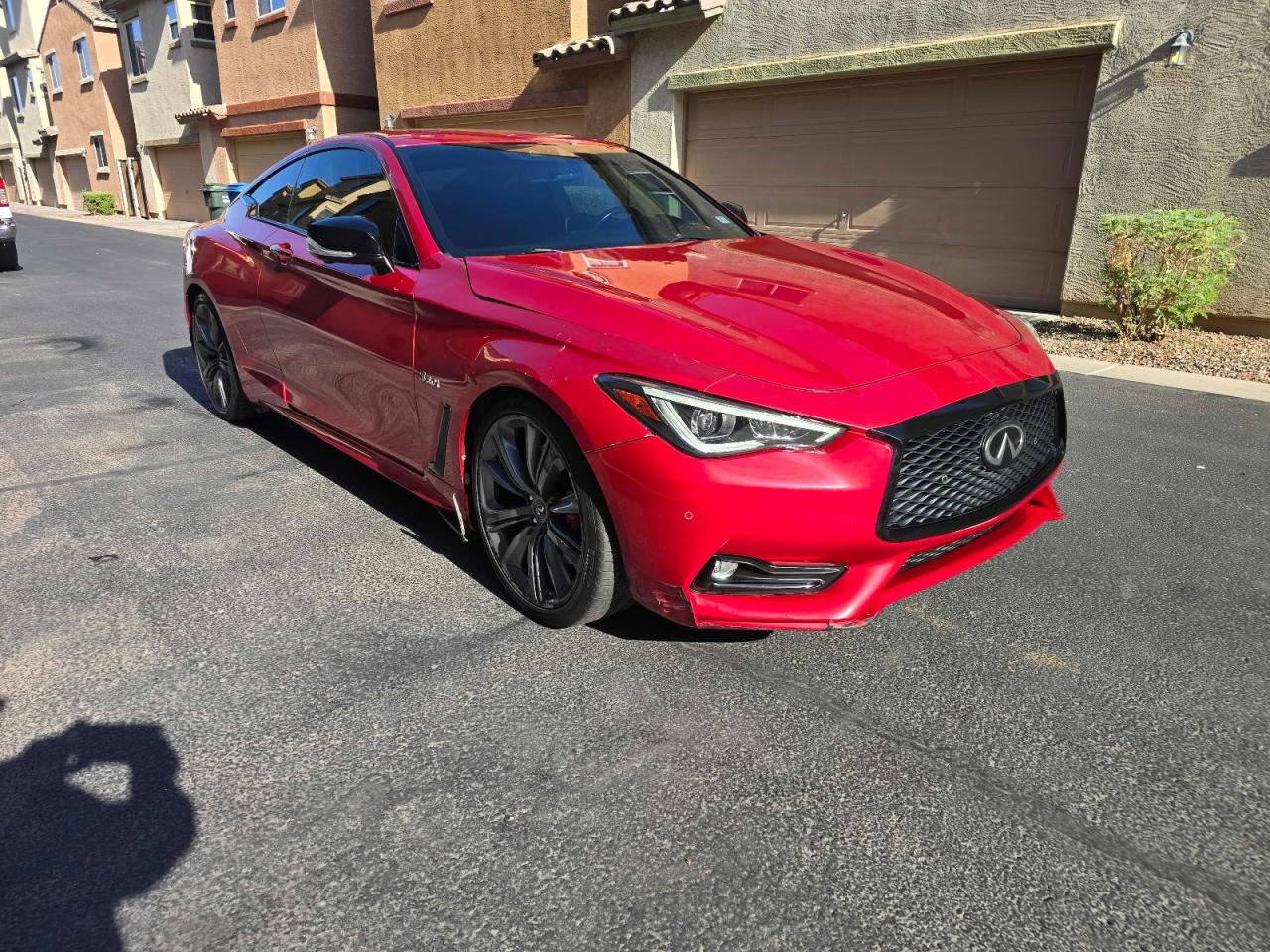 INFINITI Q60 RED SPORT 400