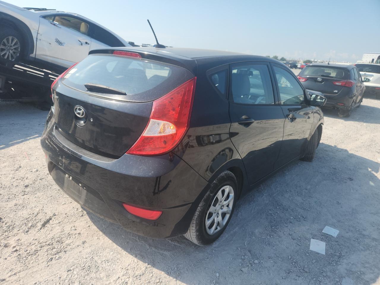 HYUNDAI ACCENT GLS