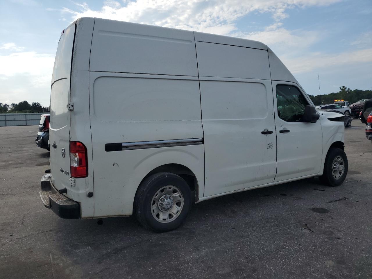 NISSAN NV2500 2500 S