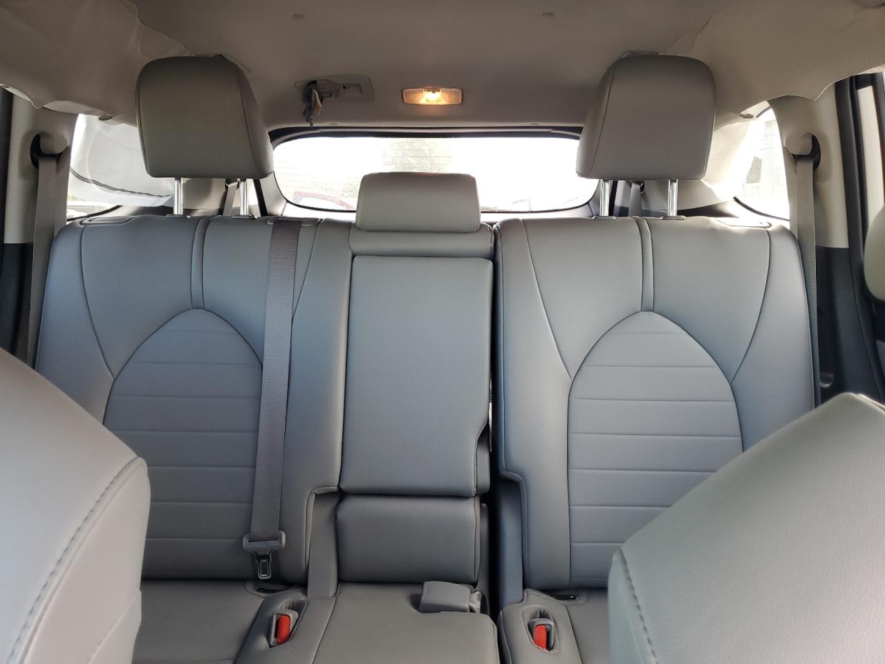 TOYOTA HIGHLANDER XLE