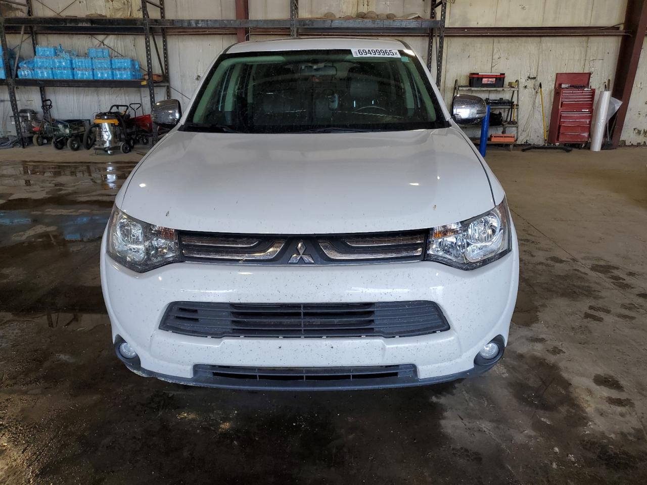 MITSUBISHI OUTLANDER SE
