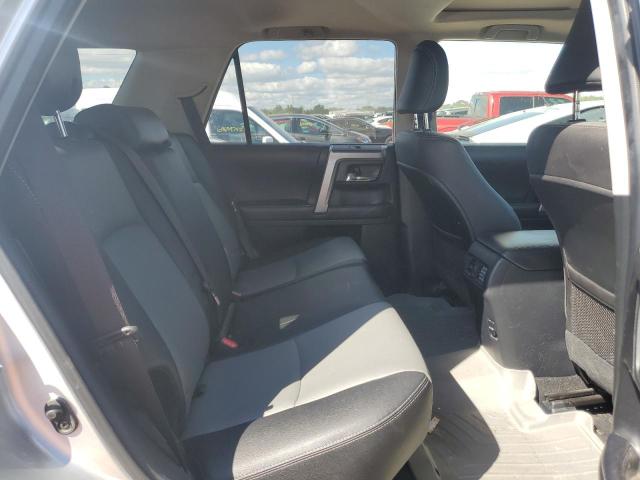 2018 TOYOTA 4RUNNER SR JTEBU5JR3J5515209
