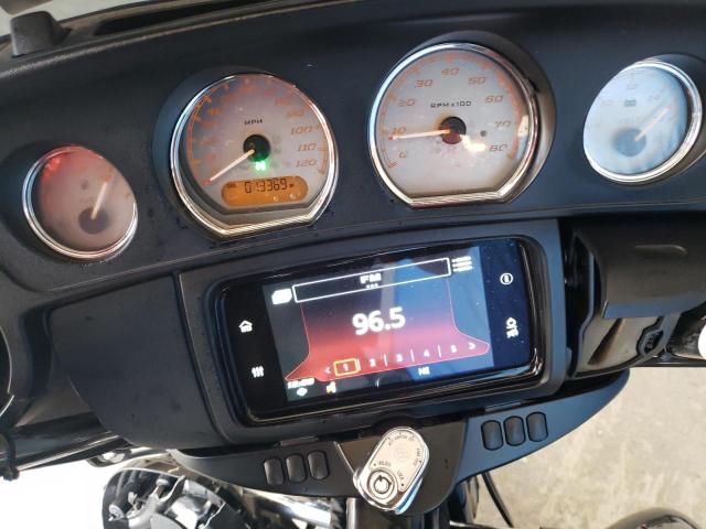 2019 HARLEY-DAVIDSON FLHX 1HD1KBC19KB624318