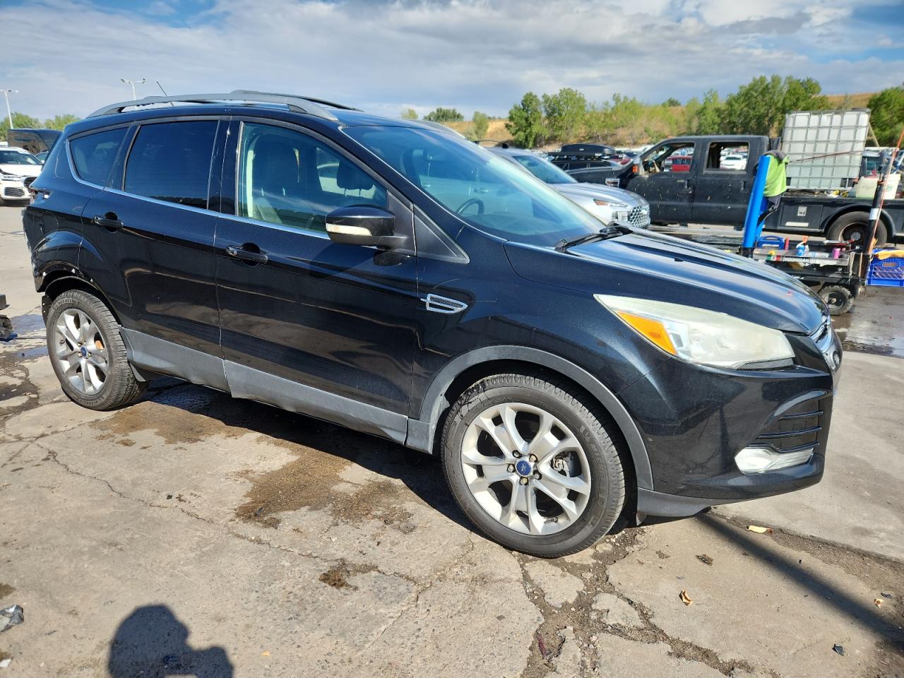 FORD ESCAPE TITANIUM