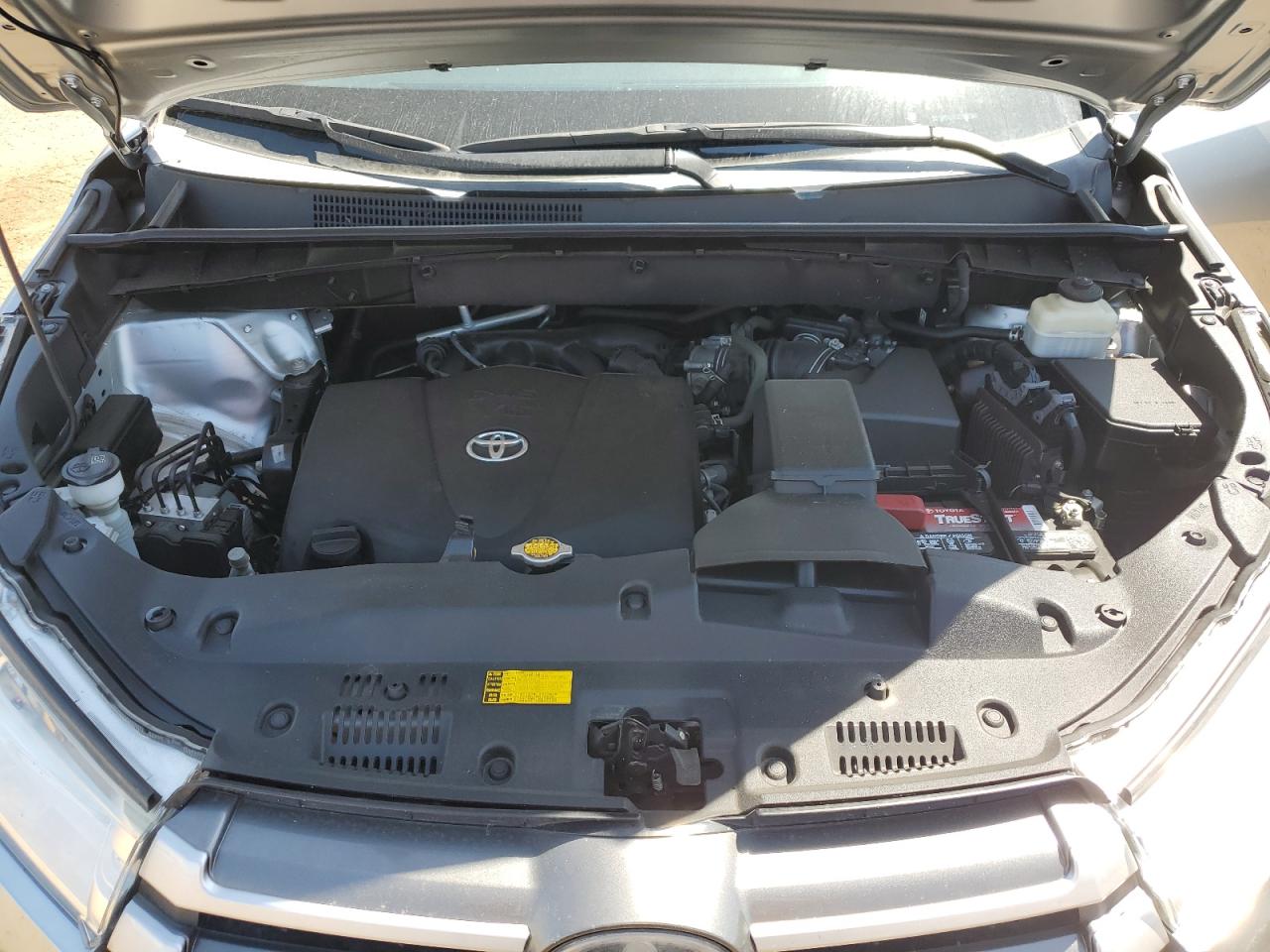 TOYOTA HIGHLANDER LE